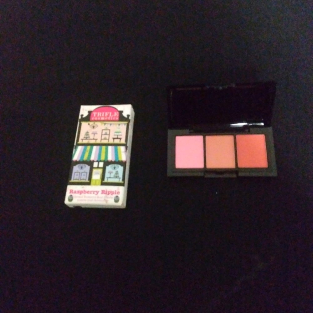 Trifle Cosmetics Raspberry Riple Blush Palette